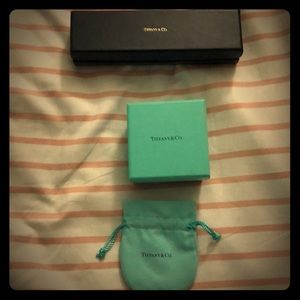 Tiffany & company bracelet box